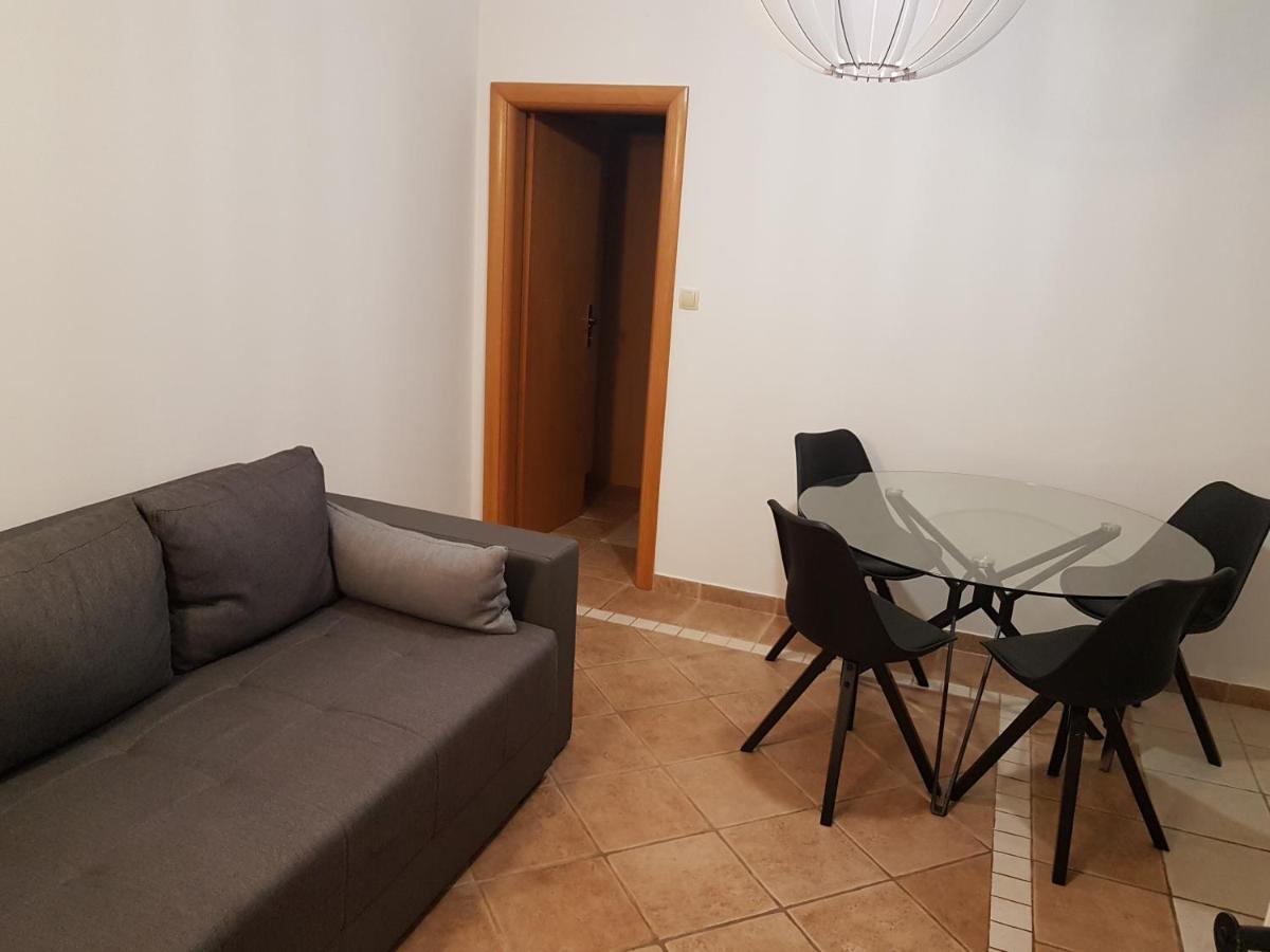 Apartmani Katja Omis Exterior photo